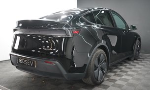 Tesla Model Y PREMIUM LONG RANGE AWD GROK AI Daimond Black Heated & Vented Seats 1 Owner 7