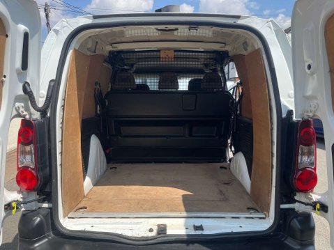 Citroen Berlingo 1.6 Berlingo 725 X Blue HDi 5 SEATER CREW VAN LWB 23