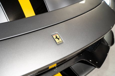 Ferrari 488 Pista WARRANTY. HISTORIC PAINTWORK. CARBON FIBRE INT & EXT. LIFT. CARPLAY. 17