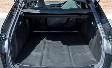 Audi RS6 Avant Performance 30