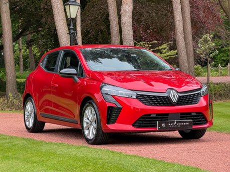 Renault Clio EVOLUTION E-TECH 8