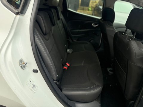 Renault Clio 0.9 TCe ENERGY Dynamique S Nav SUV 5dr Petrol Manual Euro 6 11
