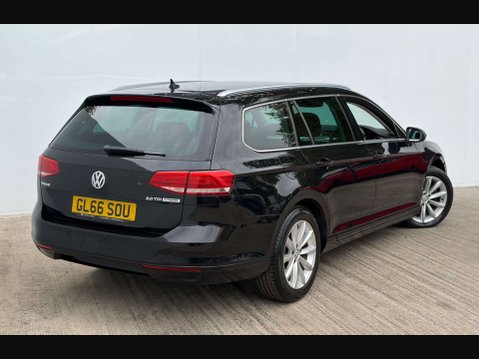 Volkswagen Passat 2.0 Passat SE Business TDI BlueMotion Technology Semi-Auto 5dr 27