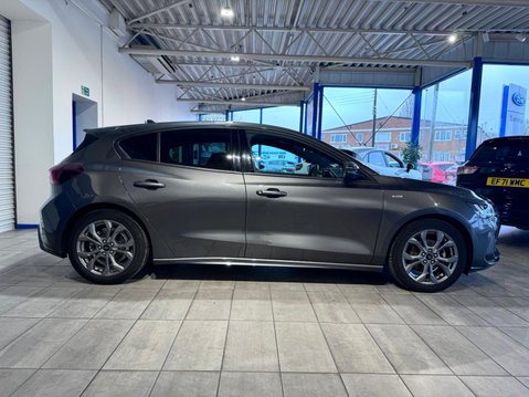 Ford Focus 1.0T EcoBoost ST-Line Euro 6 (s/s) 5dr 2