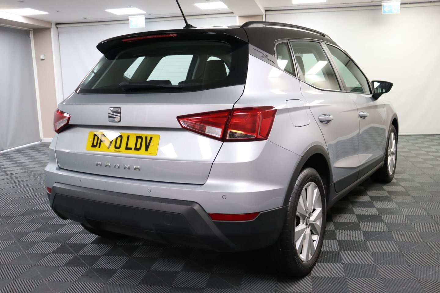 2021 SEAT Arona — image 9