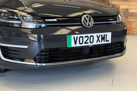 Volkswagen Golf 35.8kWh e-Golf Hatchback 5dr Electric Auto (136 ps) 22