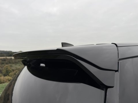 Land Rover Discovery SDV6 HSE 15
