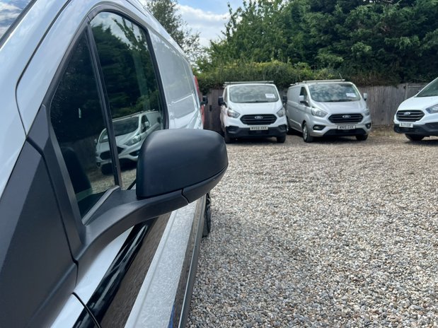 Ford Transit Connect Crew Cab LWB L2H1 Low Roof Trend Air Con EURO 6 NO VAT 18