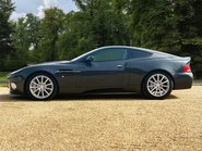 Aston Martin Vanquish V12 S 8