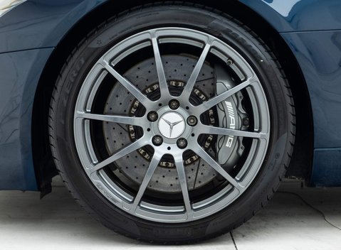 Mercedes-Benz SLS AMG 11