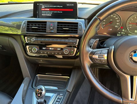 BMW M4 3.0 M4 Competition Edition Package Semi-Auto 2dr 26