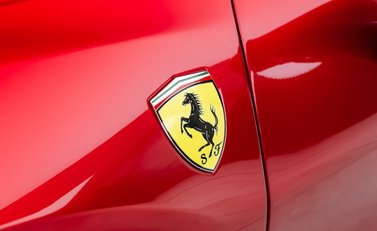 Ferrari SF90 Spider 34