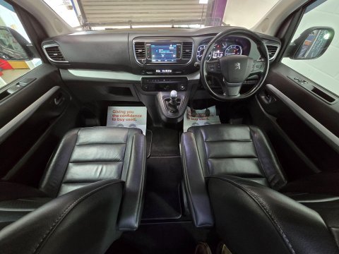 Peugeot Traveller 2.0 BlueHDi Allure Standard MPV MWB Euro 6 (s/s) 5dr (SNav) 23