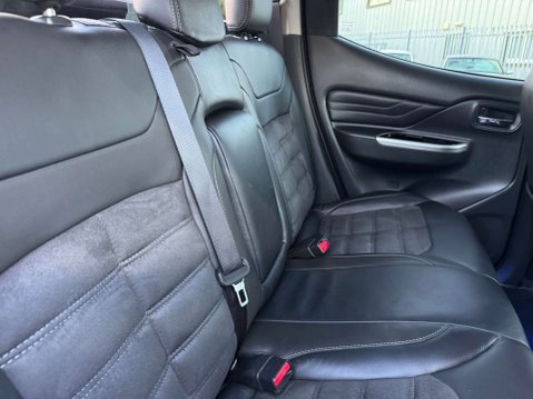 Mitsubishi L200 2.3 L200 Barbarian X DI-D Auto 4WD 10