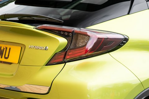 Toyota C-HR LIME EDITION 9