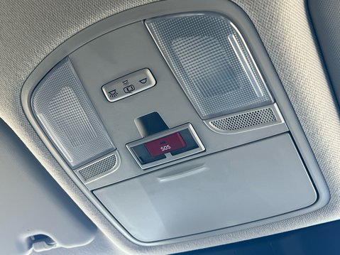 Hyundai KONA GDI PREMIUM 29