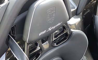 Porsche 918 Spyder 19