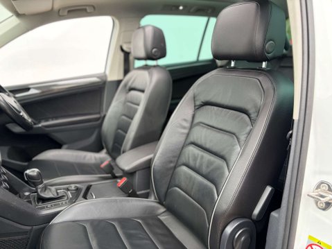 Volkswagen Tiguan 2.0 Tiguan SEL TDI BlueMotion Technology 4Motion Semi-Auto 4WD 5dr 66