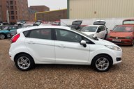 Ford Fiesta ZETEC.. 13 SERVICES.. 1 PREVIOUS KEEPER.. £35 ROAD TAX 8