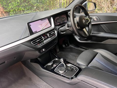 BMW 1 Series 1.5 118i M Sport (LCP) DCT Euro 6 (s/s) 5dr 67