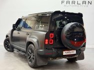 Land Rover Defender 2.0 SD4 S SUV 5dr Diesel Auto 4WD Euro 6 (s/s) (240 ps) 5