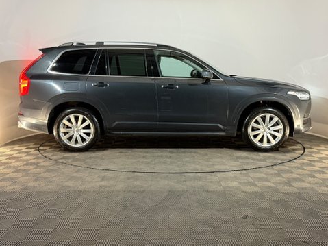Volvo XC90 D5 MOMENTUM AWD 4