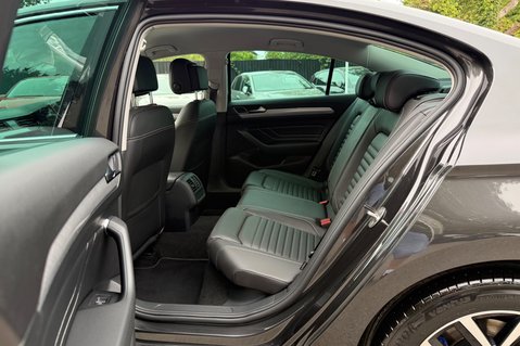 Volkswagen Passat GTE DSG - VAT Q - 1 OWNER - PLUG IN HYBRID - 3 IN STOCK 29
