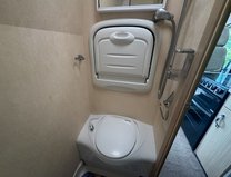 Auto-Sleepers Warwick Duo 2 Berth|2 Belt|Rear Lounge|Shower|Toilet|Vanlux 18