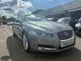 Jaguar XF 2.2d Premium Luxury Saloon 4dr Diesel Auto Euro 5 (s/s) (190 ps) 1