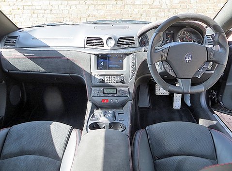 Maserati Granturismo MC Stradale 13