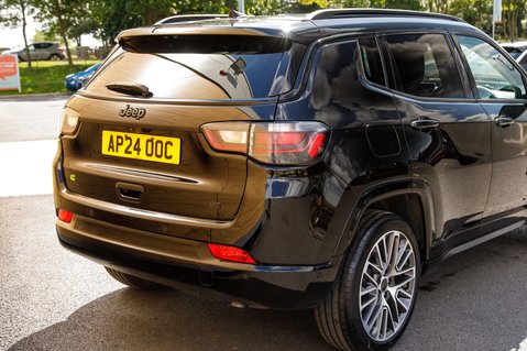 Jeep Compass ALTITUDE 8
