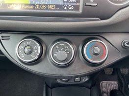 Toyota Yaris 1.5 Yaris Icon Tech VVT-i 5dr 38