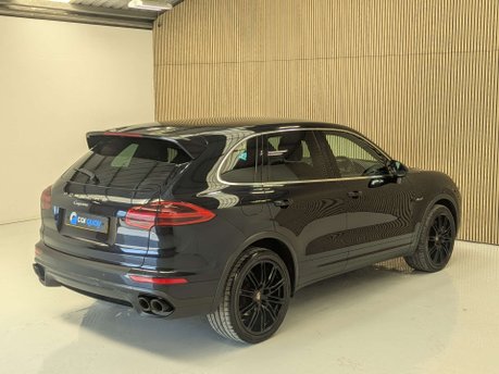 Porsche Cayenne 3.0 Cayenne V6 D Tiptronic S 4WD 5dr 17