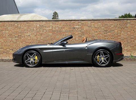 Ferrari California T 8