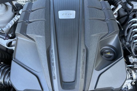 Porsche Macan GTS PDK - PAN ROOF -BOSE -360 CAMS -MEMORY PK - CRAYON 72
