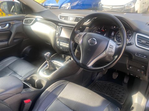 Nissan Qashqai 1.6 dCi Tekna SUV 5dr Diesel Manual 2WD Euro 6 (s/s) (130 ps) 22