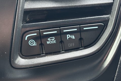 Ford Transit 330 L2 H2 Leader Panel Van - Air Con / F&R Sensors 30