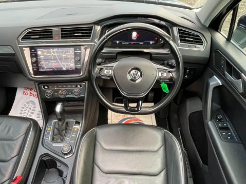 Volkswagen Tiguan 2.0 TDI SEL SUV 5dr Diesel DSG 4Motion Euro 6 (s/s) (150 ps) 2