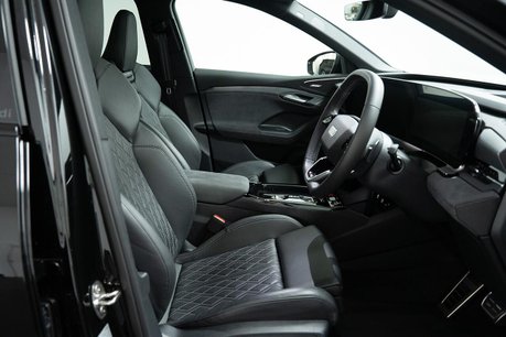 Audi E-Tron 100kWh S Edition 1 SUV 5dr Electric Auto quattro (490 ps) 3
