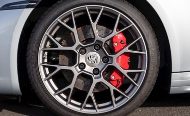 Porsche 911 Carrera 4S (992) 10