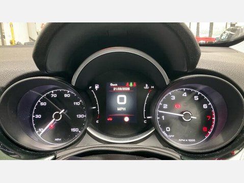 Fiat 500X 1.0 FireFly Turbo MultiAir Cross Plus Euro 6 (s/s) 5dr 8