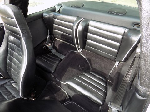 Porsche 911 CARRERA 3.2 TARGA 12