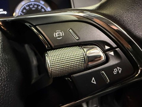 Skoda Karoq 1.5 Karoq SE L TSi Semi-Auto 5dr 32