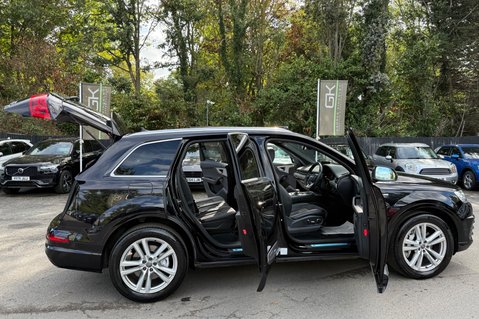 Audi Q7 TDI QUATTRO S LINE - ONE OWNER - PAN ROOF  12