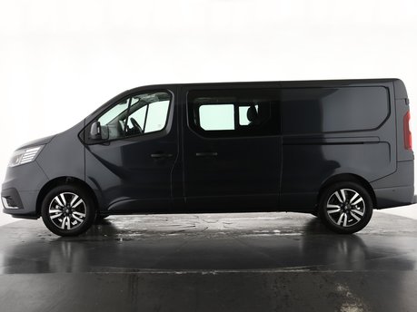 Renault Trafic LL30 Blue dCi 150 Extra Sport Crew Van MY26 7