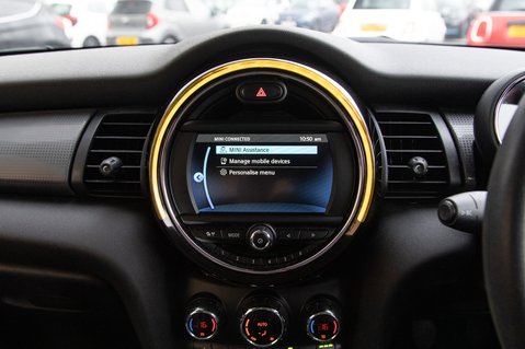 Mini Hatch COOPER CLASSIC 24