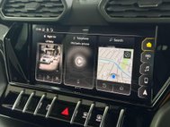 Lamborghini Urus 4.0 V8 BiTurbo SUV 5dr Petrol Auto 4WD Euro 6 (650 ps) 38