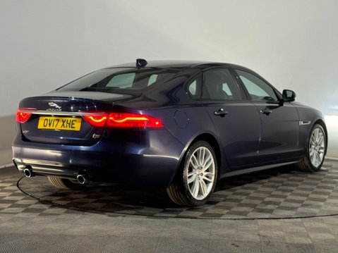 Jaguar XF D V6 S 6