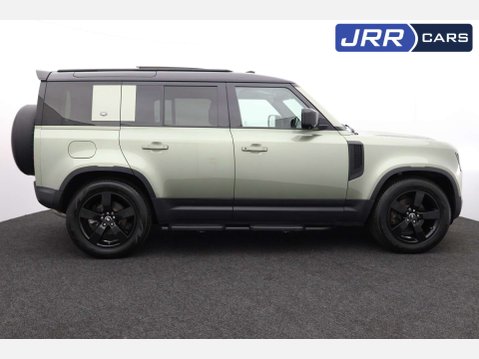 Land Rover Defender 3.0 Defender First Edition D MHEV Auto 4WD 5dr 7