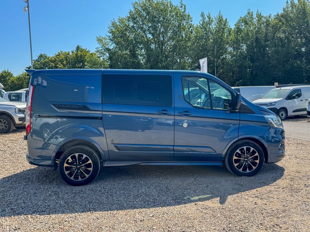 Ford Transit Custom AUTO Crew Cab SWB L1H1 320 Sport Air Con Camera Nav NO VAT SELECT 6